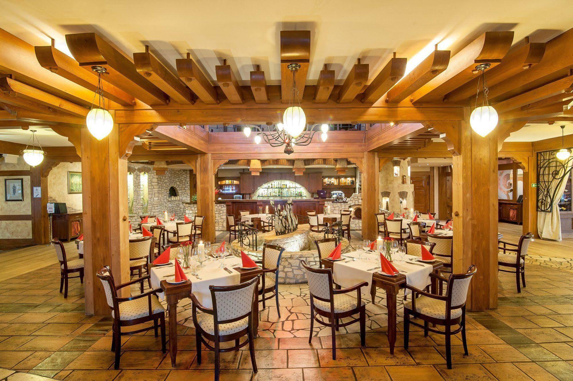 Hotel Szafran Czeladź Extérieur photo